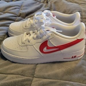 Nike Airforce 1 White and Red size 7Y